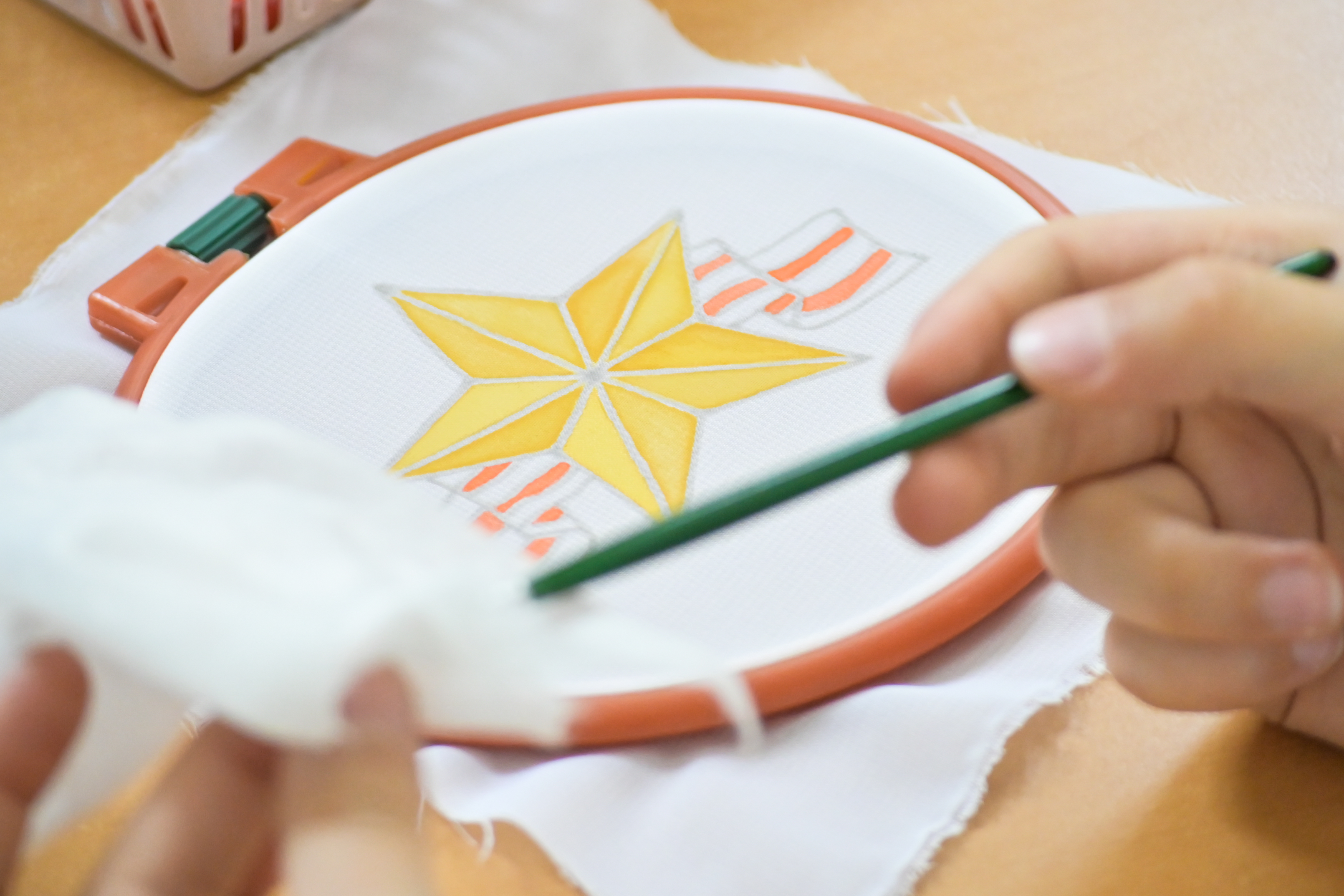 Мастер-класс по холодному батику «Лента Победы»